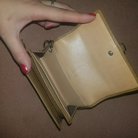 Small Coach Wallet - Picture 3 of 7